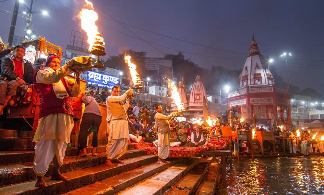 Ganga Aarti and Temple visit